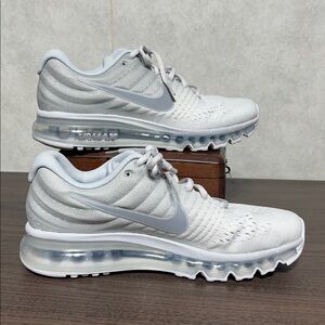 Nike Airmax 2019 worn once white/grey 849559-009 men’s size 8 women’s 9.5